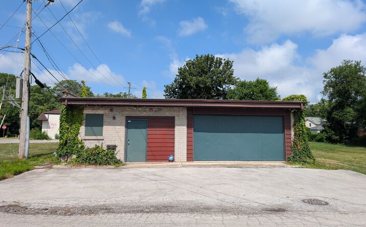 Pictures of Industrial property located at 21622 Oak St, Matteson, IL 60443 for sales - image #1