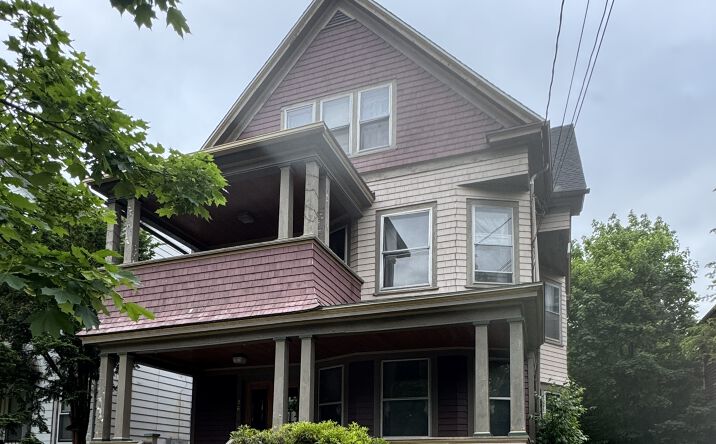 Pictures of Multifamily property located at 96 Hubinger St, New Haven, CT 06511 for sales - image #1