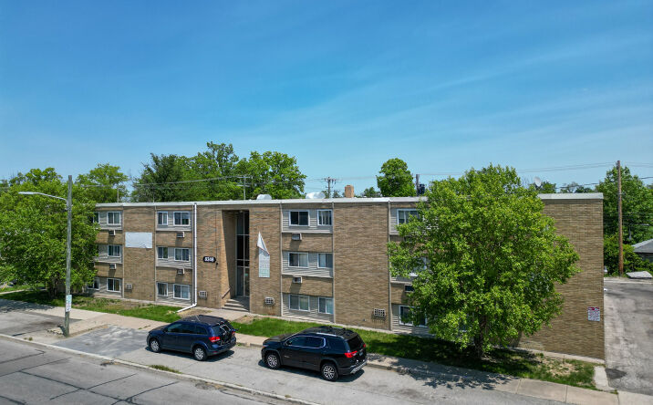 image of property at 8348 GREENFIELD RD Detroit MI 48228-6001