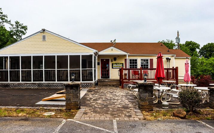 image of property at 3313 OLD FOREST RD Lynchburg VA 24501-2938