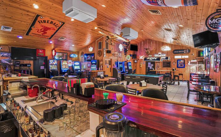Pictures of Business for Sale, Retail property located at 142 S Main St, Jefferson, OR 97352 for sales - image #1