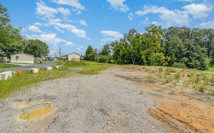 Pictures of Land property located at Stoner Dr, Mechanicsburg, PA 17055 for sales - image #1