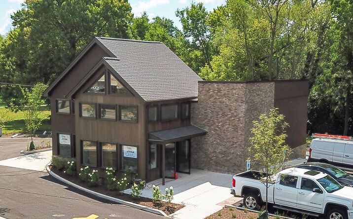 Pictures of Retail property located at 4305 West Elm Street, McHenry, IL 60050 for comps - image #1
