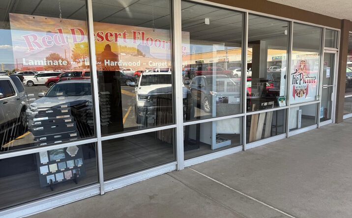Pictures of Business for Sale, Retail property located at 1439 E State Route 89a, Cottonwood, AZ 86326 for sales - image #1