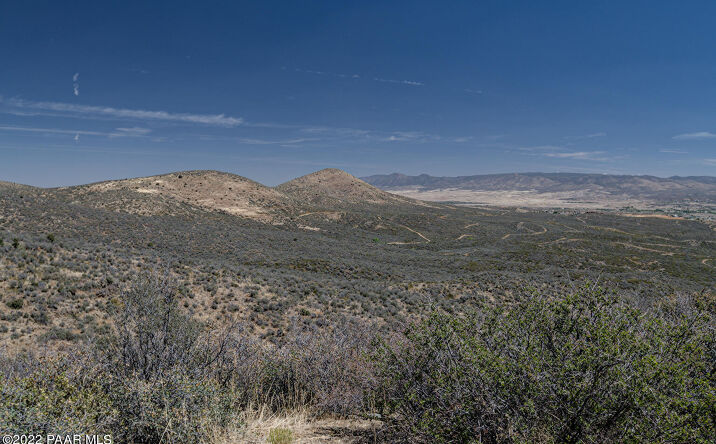 Pictures of Land property located at 0j Bullhorn, Mayer, AZ 86333 for sales - image #1