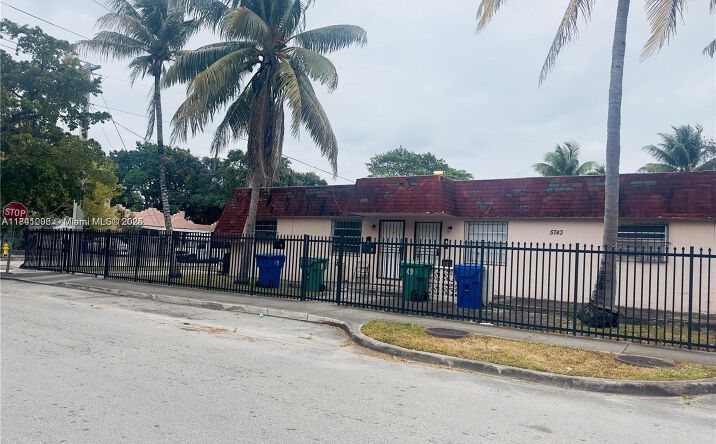 Pictures of Multifamily property located at 5743 NW 3rd Ave, Miami, FL 33127 for sales - image #1
