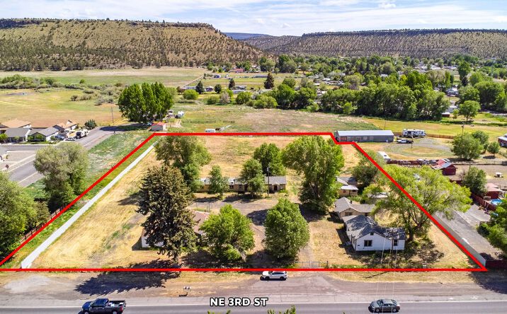 Pictures of Land property located at 2244 NE 3rd St, Prineville, OR 97754 for sales - image #1