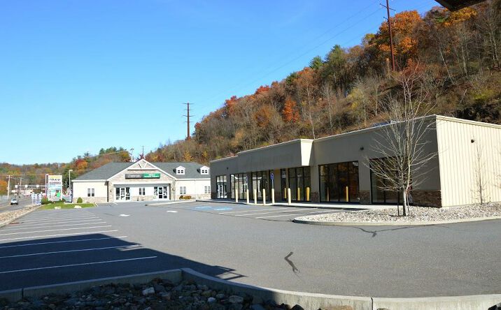 Pictures of Retail property located at 859 & 870 Gordon Nagle Trail, Pottsville, PA 17901 for sales - image #1