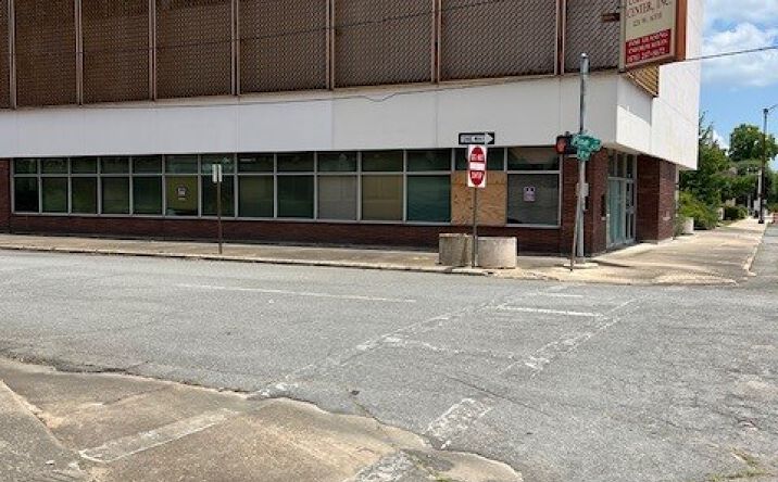 Pictures of Mixed Use, Office property located at 121 W 6th Ave, Pine Bluff, AR 71601 for sales - image #1