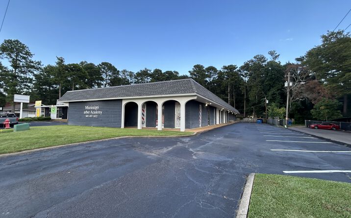 Pictures of Special Purpose property located at 5420 Interstate 55 North Frontage Rd, Jackson, MS 39211 for sales - image #1