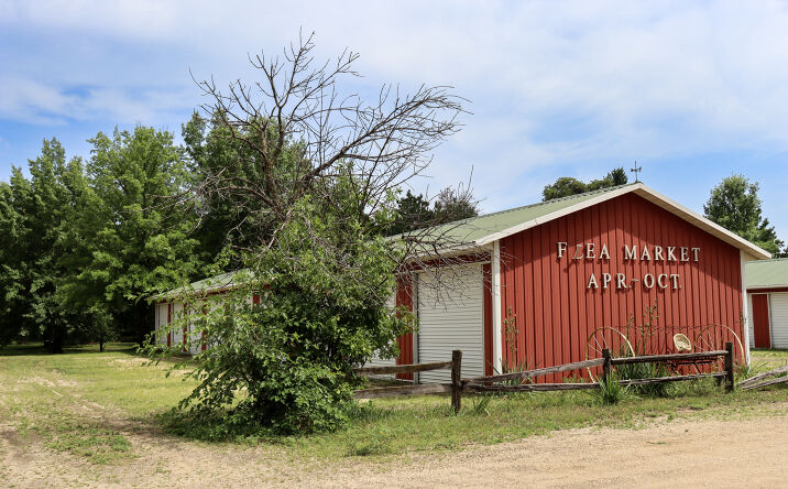 Pictures of Mixed Use, Special Purpose property located at 23148 Waller Rd, Fulton, IL 61252 for sales - image #1