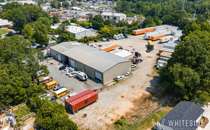 Pictures of Industrial property located at 4420 Rozzelles Ferry Rd., Charlotte, NC 28208 for sales - image #1