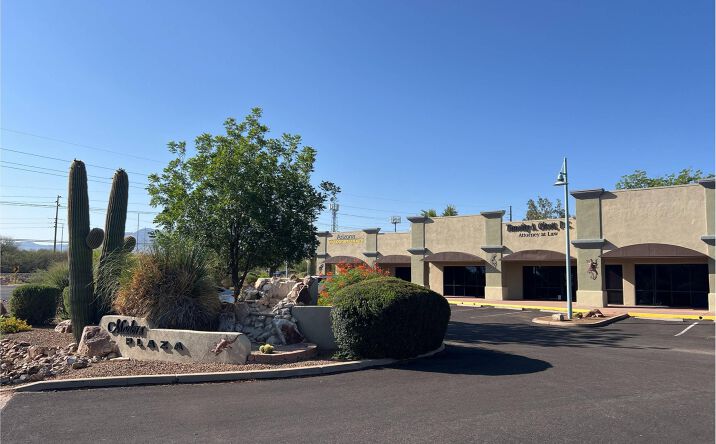 Pictures of Office property located at 516 E White House Canyon Rd, Green Valley, AZ 85614 for sales - image #1