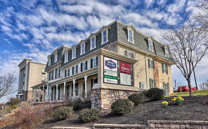 Pictures of Office property located at 390 East Main St, Ephrata, PA 17522 for sales - image #1