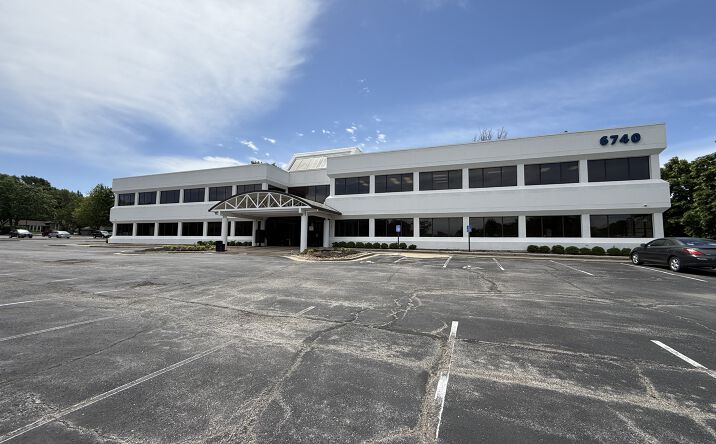 Pictures of Office property located at 6740 Antioch Rd, Merriam, KS 66204 for sales - image #1
