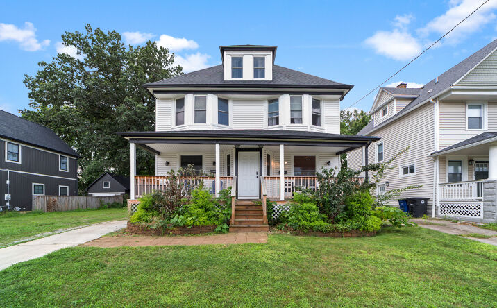 image of property at 10628 LEE AVE Cleveland OH 44106-1229