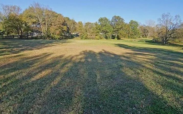 Pictures of Land property located at 1801 SW SAMPSON Road, Lee's Summit, MO 64082 for sales - image #1