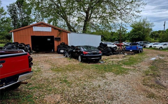 Pictures of Special Purpose property located at 18163 Old Highway 68, Siloam Springs, AR 72761 for sales - image #1