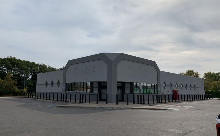 Pictures of Retail property located at 5280 US-23, Oscoda, MI 48750 for sales - image #1