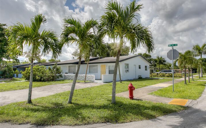 Pictures of Multifamily property located at 3030 NW 13th St, Fort Lauderdale, FL 33311 for sales - image #1