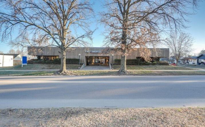 Pictures of Office property located at 123 W Highland, Shawnee, OK 74801 for sales - image #1