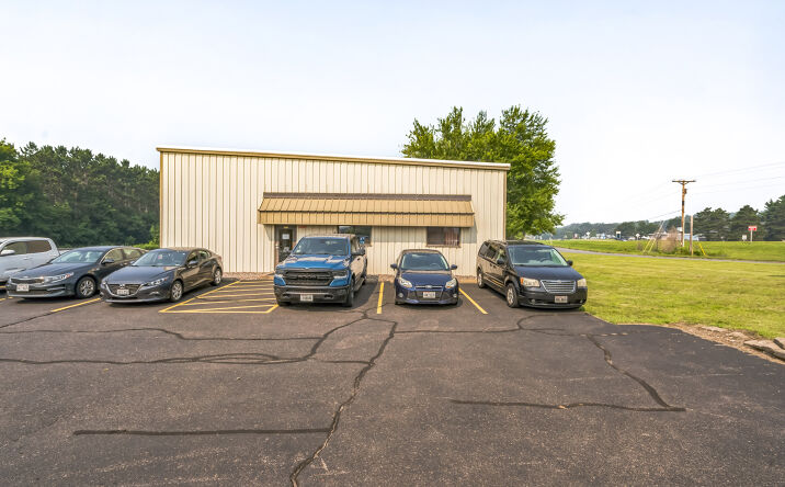 image of property at 1404 WINCHESTER WAY Altoona WI 54720-2707