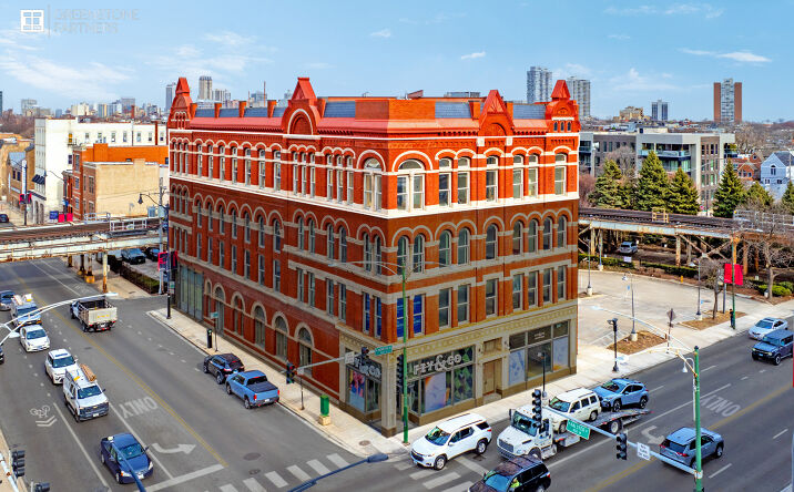 Pictures of Office property located at 756 W North Ave, Chicago, IL 60614 for sales - image #1
