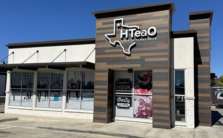 Pictures of Retail property located at 10805 N May Ave, The Village, OK 73120 for sales - image #1