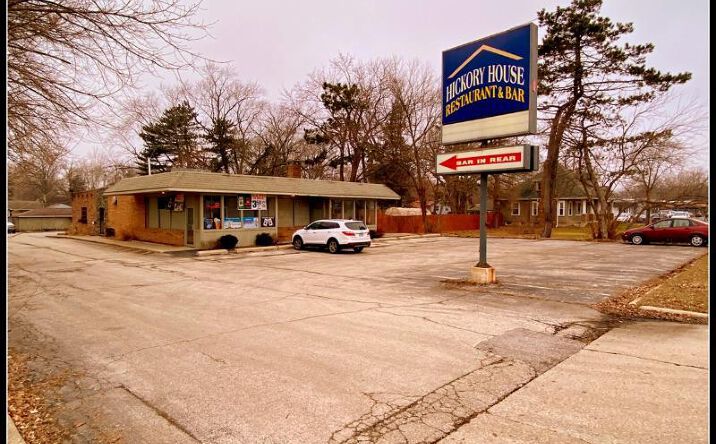 Pictures of Business for Sale, Retail property located at 38652 N Sheridan Road, Beach Park, IL 60099 for sales - image #1
