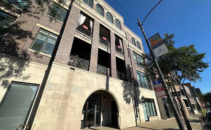 Pictures of Office, Retail property located at 4343 N Western Avenue C1, Chicago, IL 60618 for sales - image #1