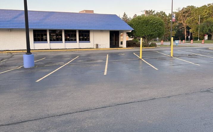 Pictures of Business for Sale, Retail property located at 9999 Confidential Avenue, Kenosha, WI 53144 for sales - image #1