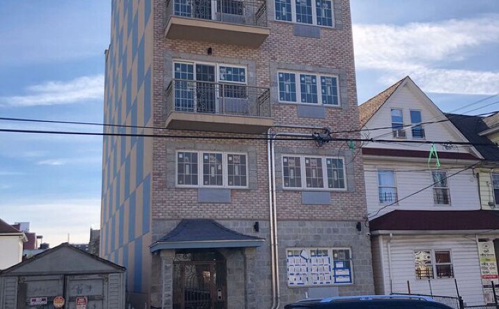 Pictures of Multifamily property located at 170-14 89TH AVE, Queens, NY 11432 for sales - image #1