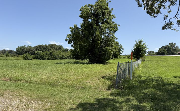 Pictures of Land, Mixed Use, Retail property located at US-59, STILWELL, OK 74960 for sales - image #1