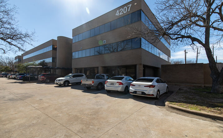 Pictures of Office property located at 4207 James Casey St, Austin, TX 78745 for sales - image #1