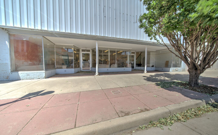 Pictures of Retail property located at 321 Main St, Fort Morgan, CO 80701 for sales - image #1