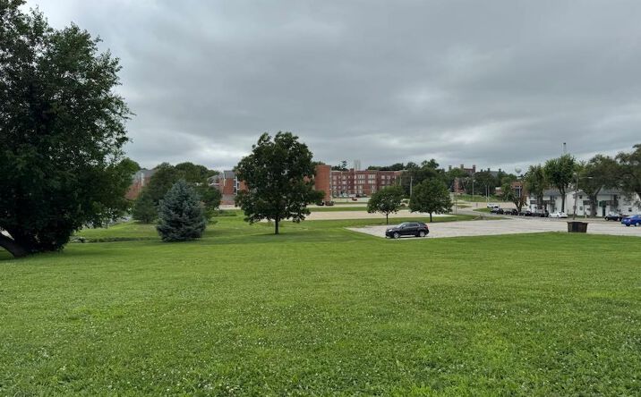 Pictures of Land, Multifamily property located at 610-616 N Walnut Street, Maryville, MO 64468 for sales - image #1