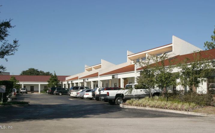 Pictures of Office property located at 2120 CORPORATE SQUARE Boulevard 18, Jacksonville, FL 32216 for sales - image #1
