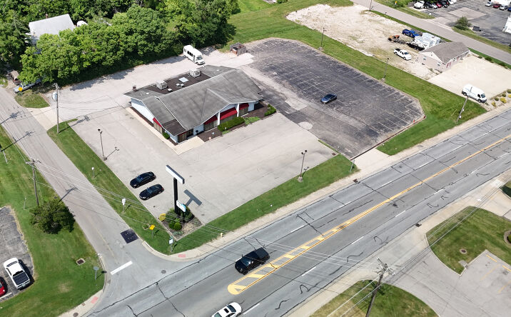 Pictures of Retail property located at 2400 E Sharon Rd, Cincinnati, OH 45241 for sales - image #1