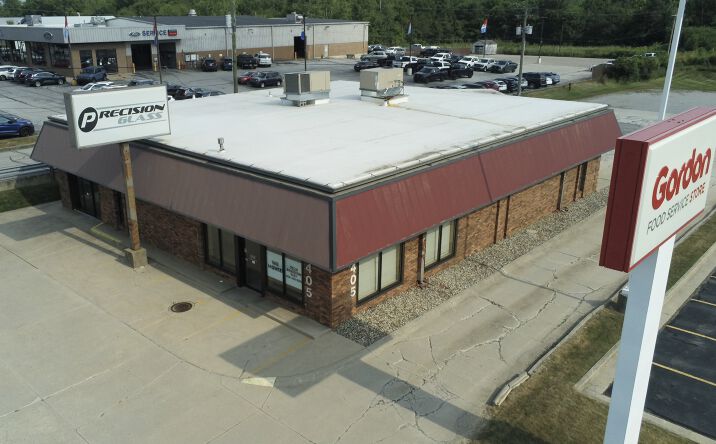 Pictures of Industrial, Office, Retail property located at 5405 Illinois Rd, Fort Wayne, IN 46804 for sales - image #1