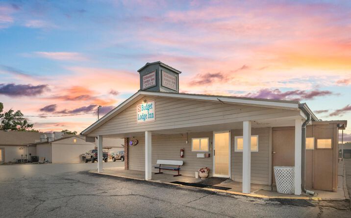 Pictures of Hospitality property located at 116 NW 14th St, Abilene, KS 67410 for sales - image #1