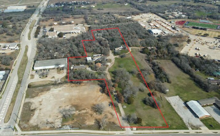 Pictures of Land property located at 4401 E McKinney St, Denton, TX 76208 for sales - image #1