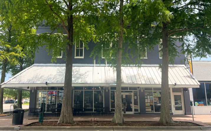 Pictures of Retail, Hospitality property located at 201 Jefferson St, Lafayette, LA 70501 for sales - image #1
