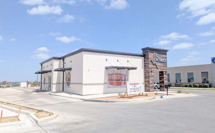 Pictures of Retail property located at 655 S Bibb Ave, Eagle Pass, TX 78852 for sales - image #1