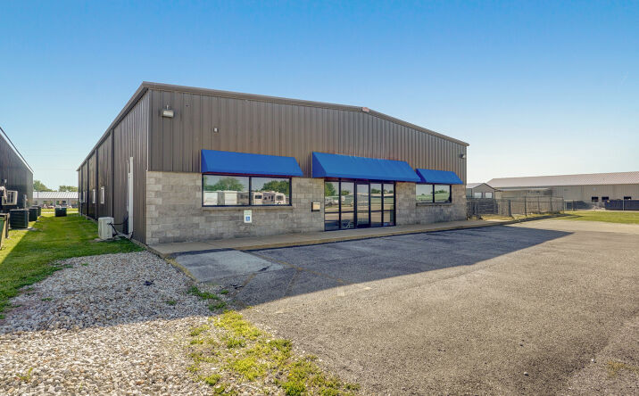 Pictures of Office property located at 4736 S 131st Rd, Bolivar, MO 65613 for sales - image #1