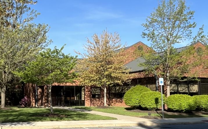 Pictures of Office property located at 1665 Valley Center Pkwy, Bethlehem, PA 18017 for sales - image #1