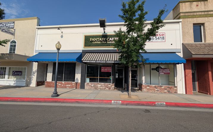 Pictures of Retail property located at 16527 Bellflower Blvd, Bellflower CA 90706, Bellflower, CA 90706 for sales - image #1