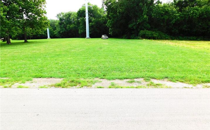 Pictures of Land property located at elm Street, Holden, MO 64040 for sales - image #1