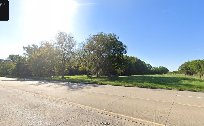 Pictures of Land property located at 6100 TX-105, Beaumont, TX 77708 for sales - image #1