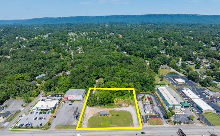Pictures of Land property located at 4825 Hixson Pike, Hixson, TN 37343 for sales - image #1