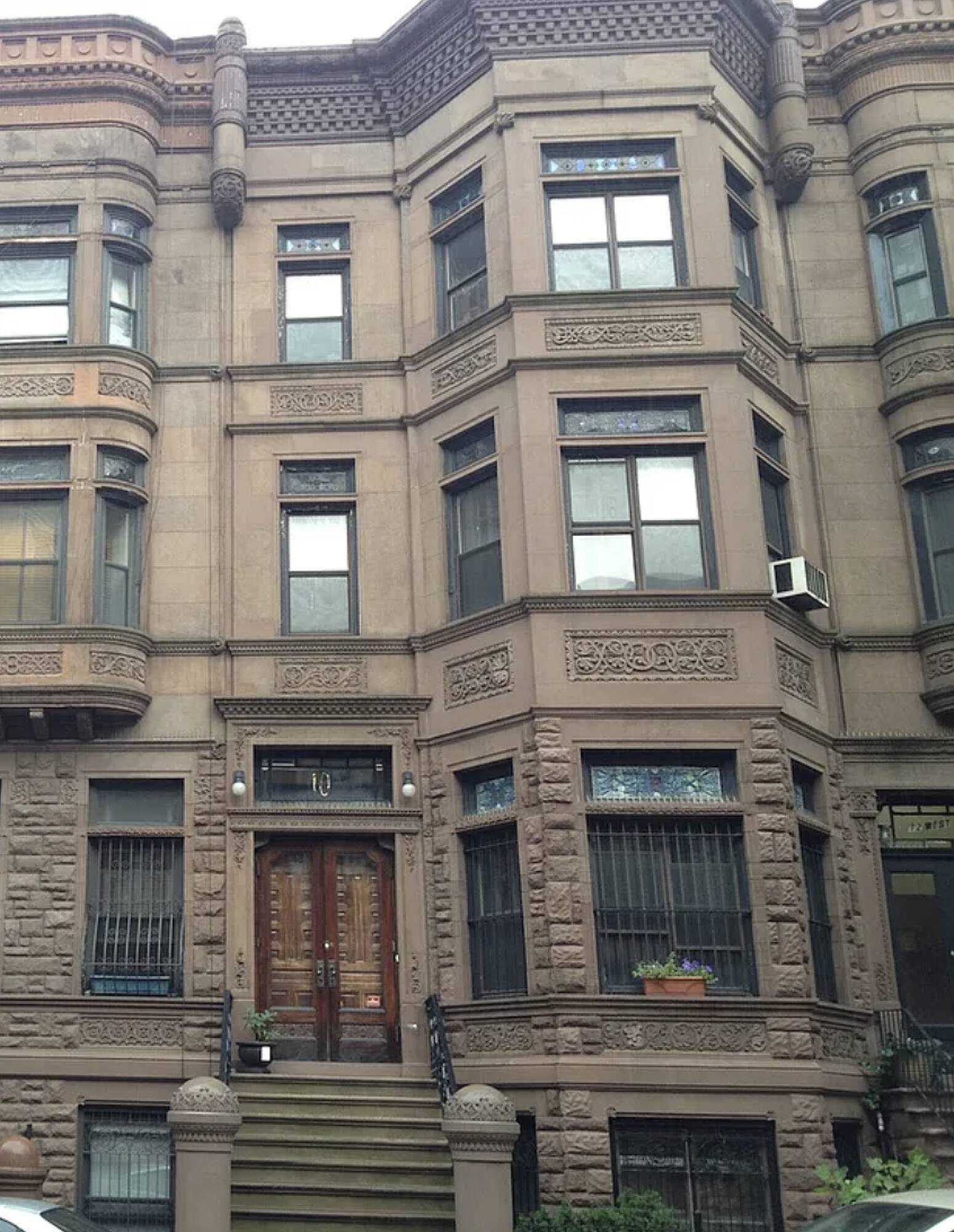10 W 122nd  